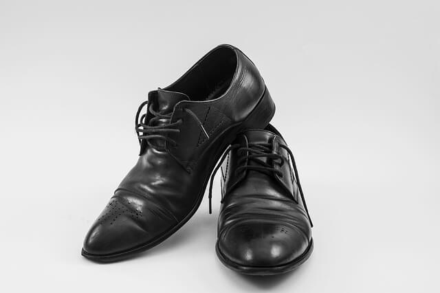 black-shoes-2752226_640